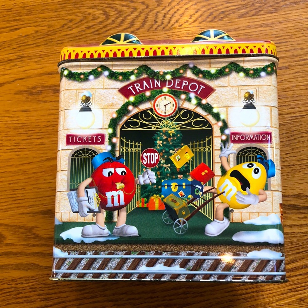 2001 M&M Limited Edition Canister